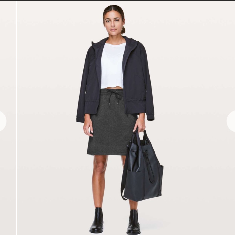 Lululemon Start Anew Skirt *21"
Heathered Black